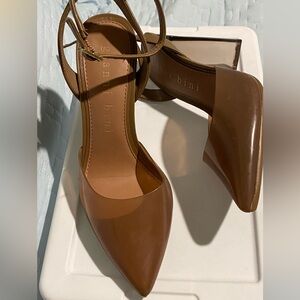 7.5 Gianni Bini clear ankle strap shoes 🔥